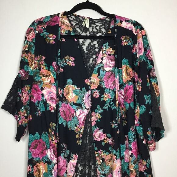 Black with flowers cover up lace floaty duster asymmetrical hem short sleeve XL - Picture 2 of 9